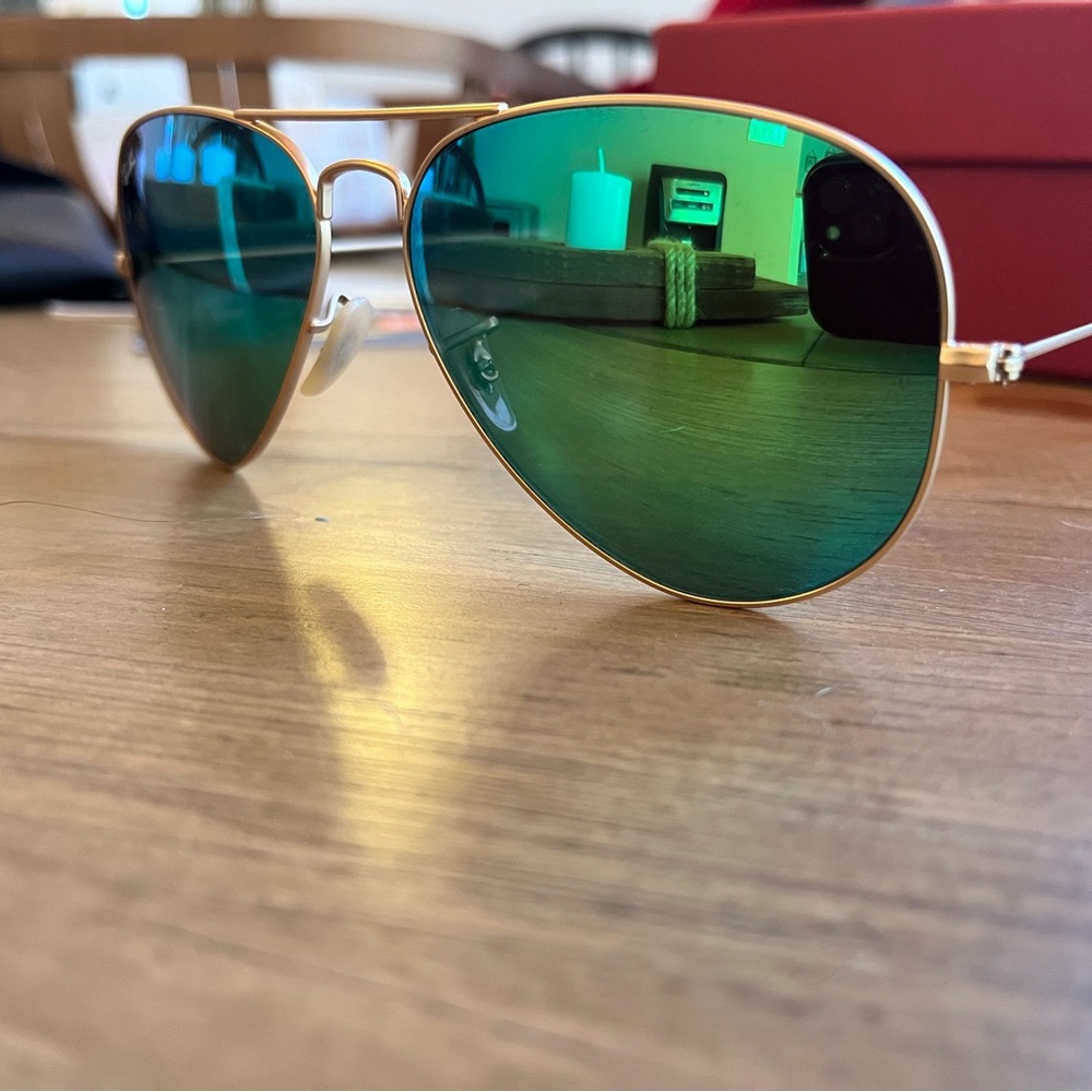 Ray-Ban Gold Frame with Green Lenses Aviator Sunglasses